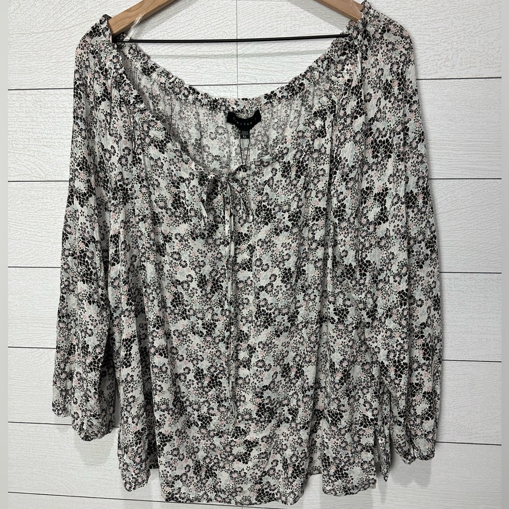 NWT Sanctuary Blouse Size XL